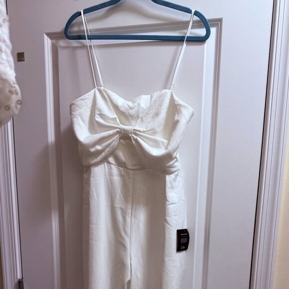 White Bow Sleeveless Jumpsuit - Picture 1 of 5